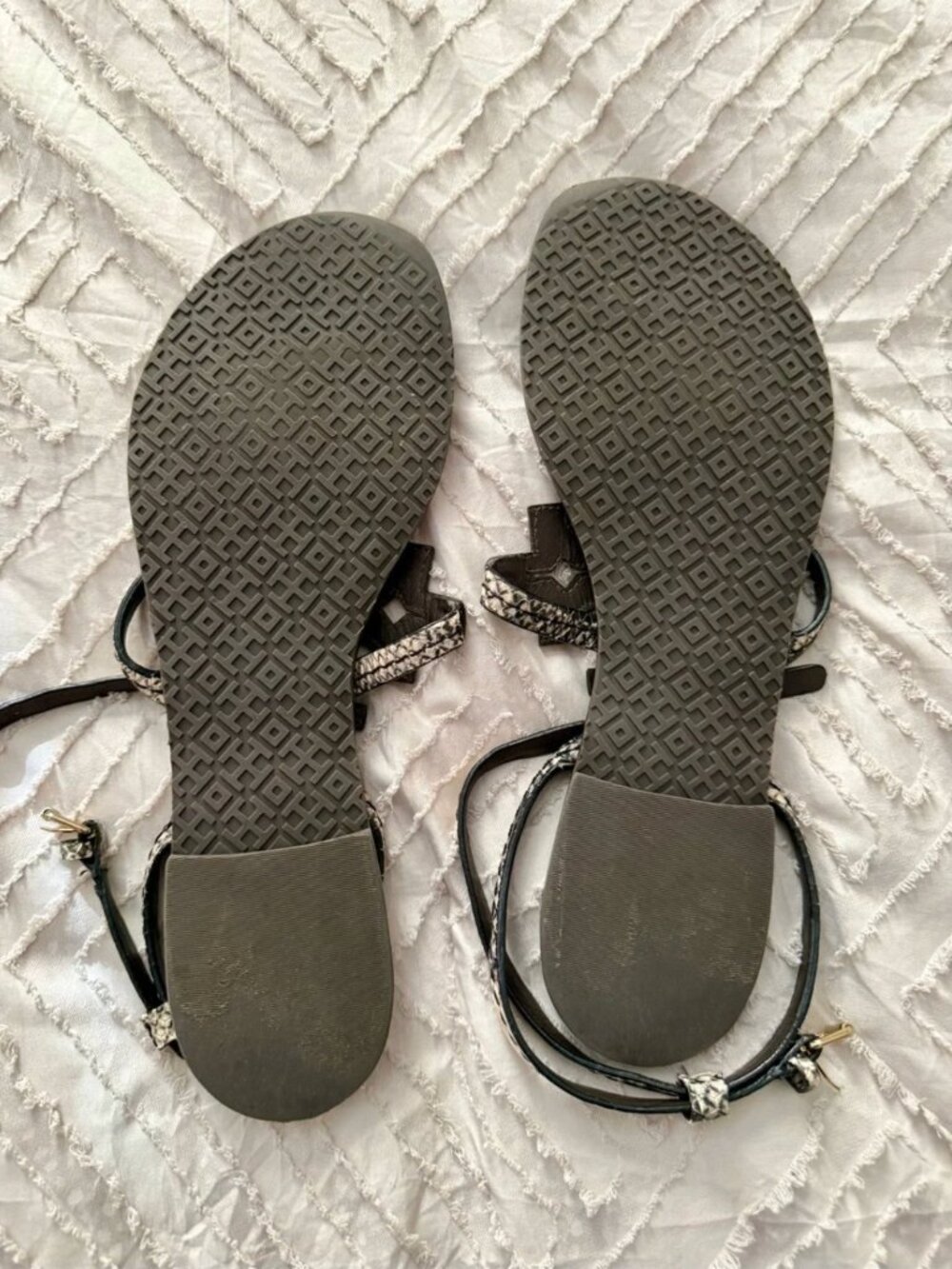 Tory Burch Phoebe Chandler Flat Leather Sandals with Snake-Print Trim - Picture 5 of 16